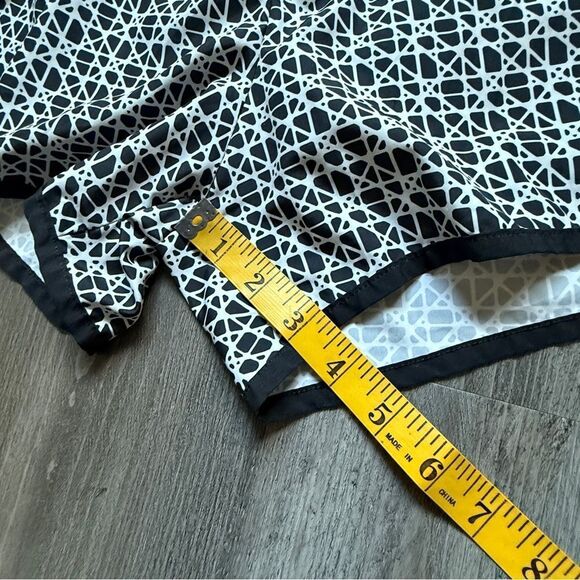 Champion Running Shorts Lined Black White Medium Athletic Workout Sporty - Picture 10 of 12